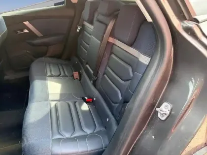 Photo 22 Citroën C4  BlueHDi 130 S&S EAT8 Feel Pack