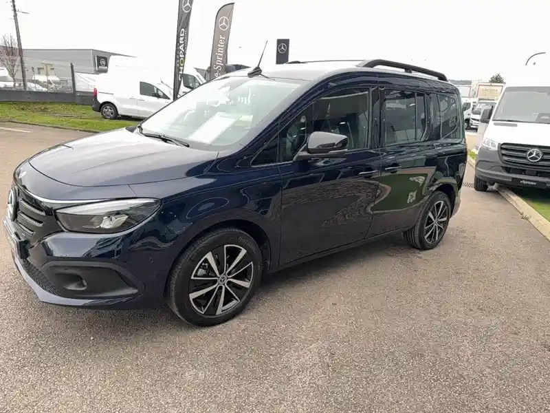 Photo Mercedes Eqt Progressive