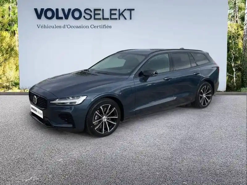 Photo Volvo V60 Plus Style Dark