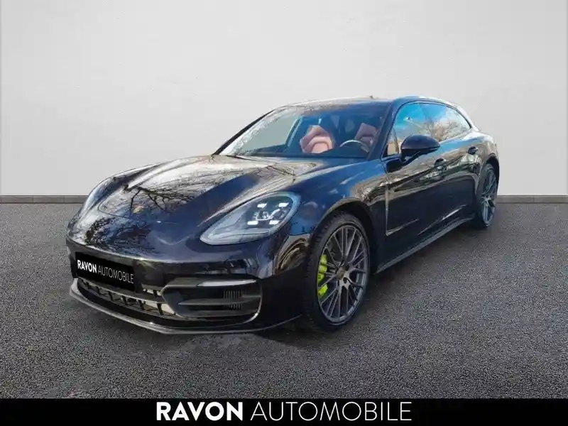 Photo Porsche Panamera Sport Turismo Platinum Edition