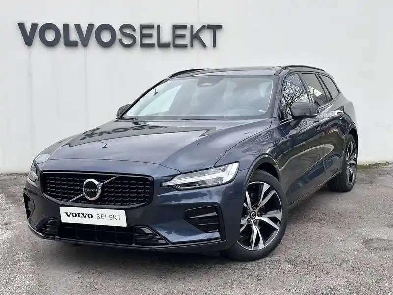Photo Volvo V60 Plus Style Dark