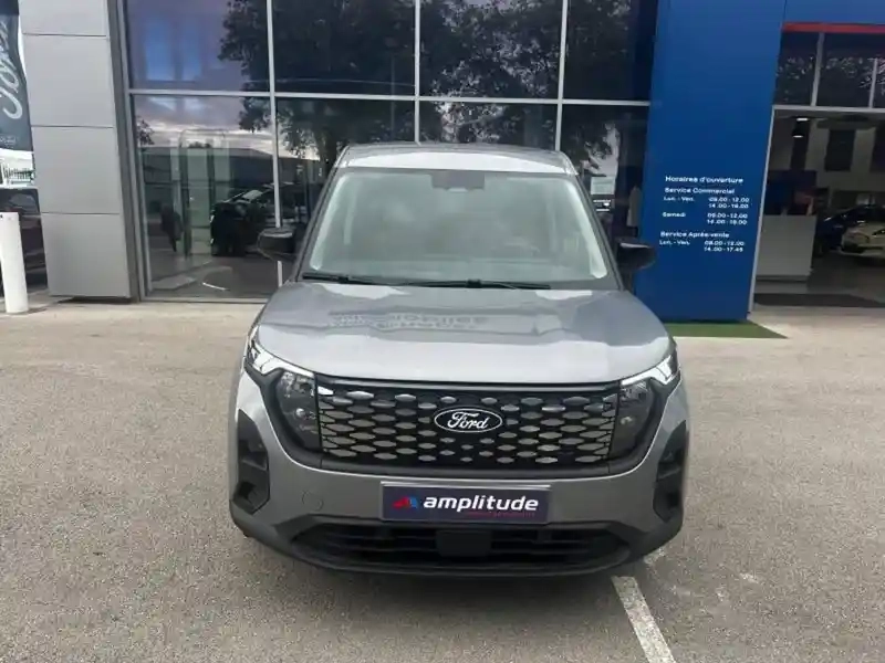 Photo Ford Transit Courier