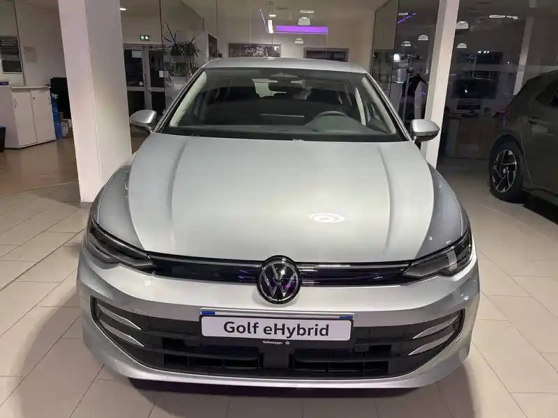 Photo Volkswagen Golf Life Plus