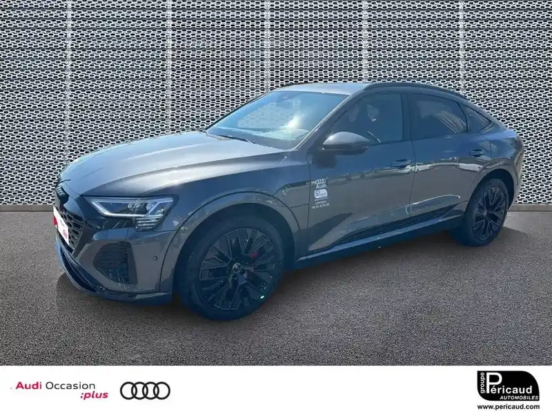 Photo Audi Q8 E-tron S Line