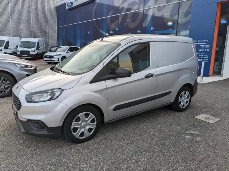 Photo Ford Transit Courier