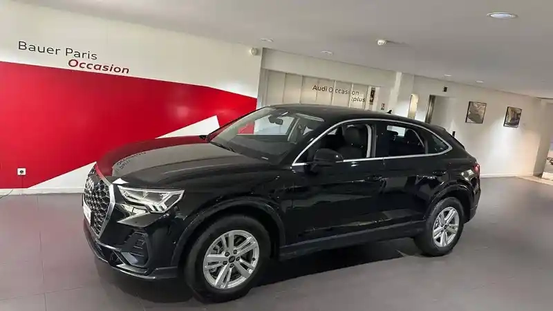 Photo Audi Q3 Business Executive