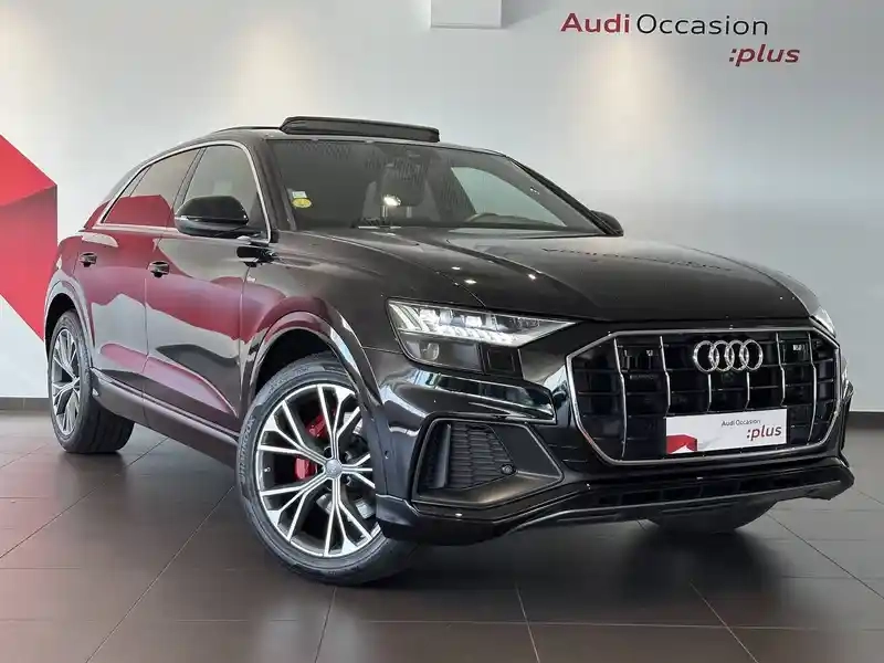 Photo Audi Q8 S Line