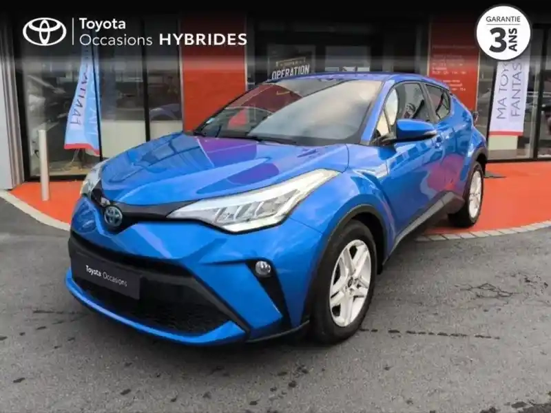 Photo Toyota C-hr 122h Dynamic 2wd E-cvt My22