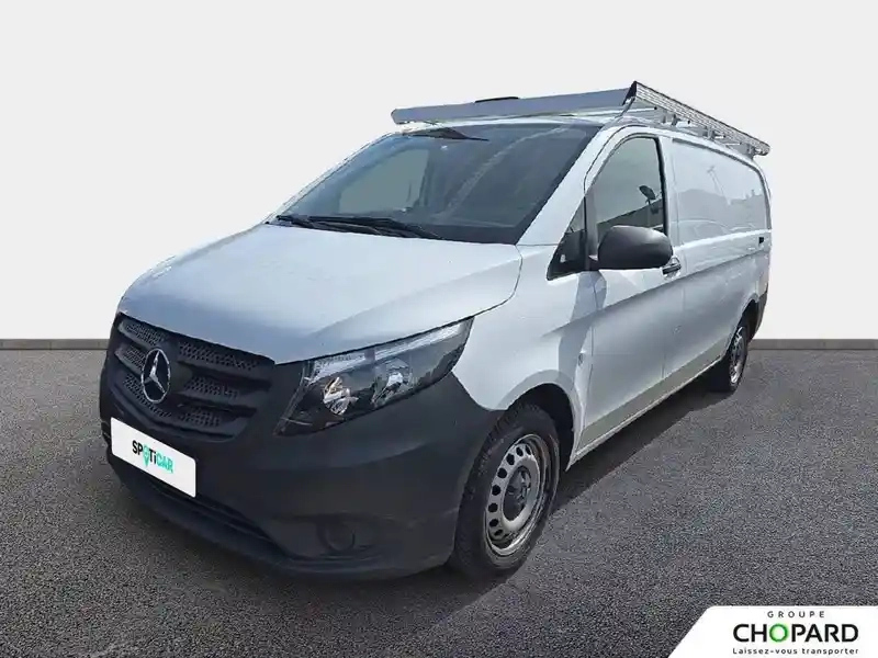 Photo Mercedes Vito First