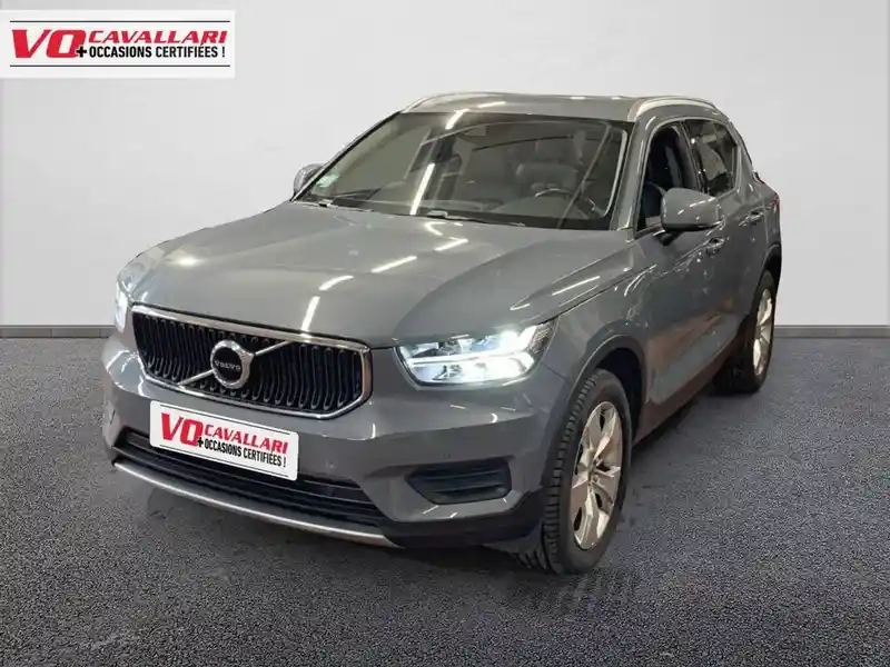 Photo Volvo Xc40 Momentum