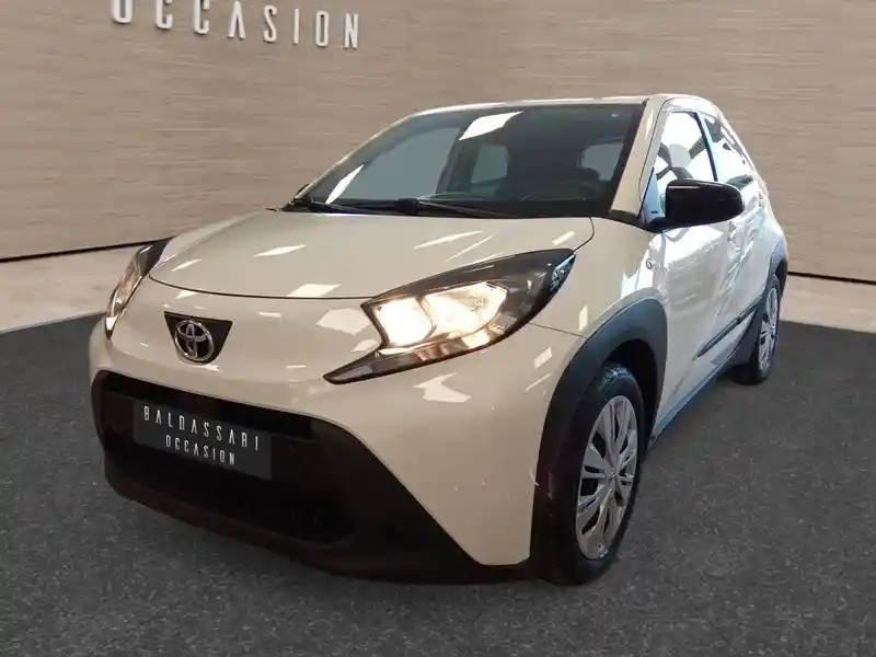 Photo Toyota Aygo Active Business