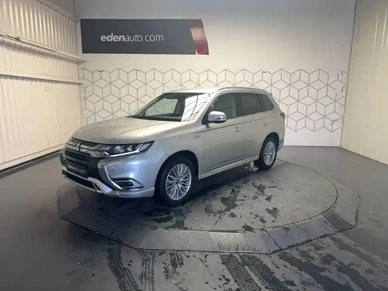 Photo Mitsubishi Outlander Intense