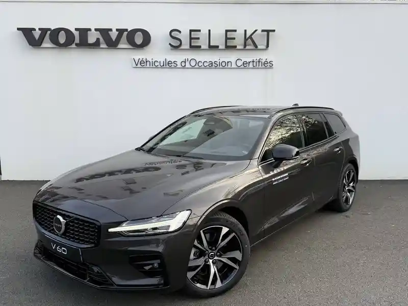 Photo Volvo V60 Ultra Style Dark