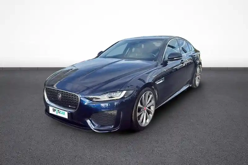 Photo Jaguar Xe R-dynamic Black