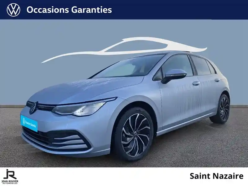 Photo Volkswagen Golf Match