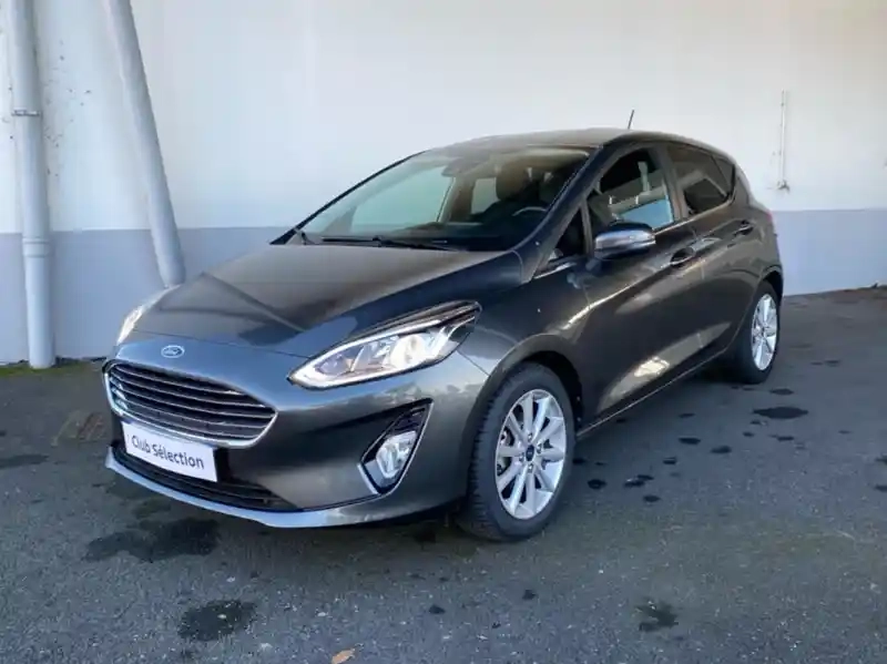 Photo Ford Fiesta 1.0 Ecoboost 100ch Stop&start Titanium 5p Euro6.2