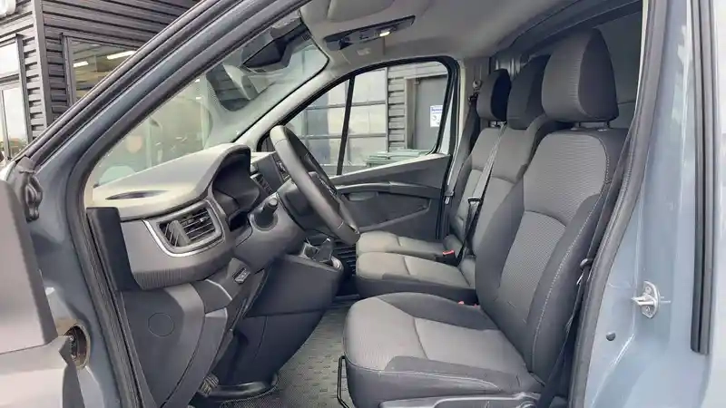 Photo Nissan Primastar Acenta