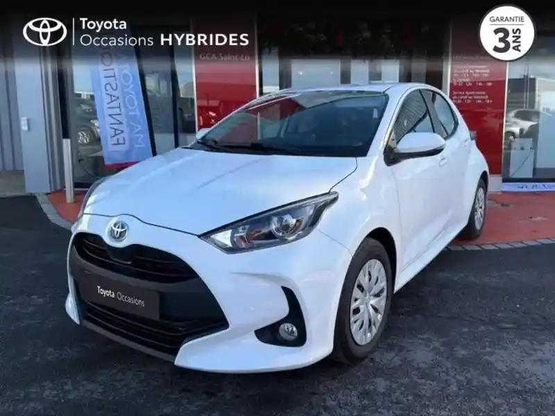 Photo Toyota Yaris 116h Dynamic Business + Programme Beyond Zero Academy 5p Mc24 Business
