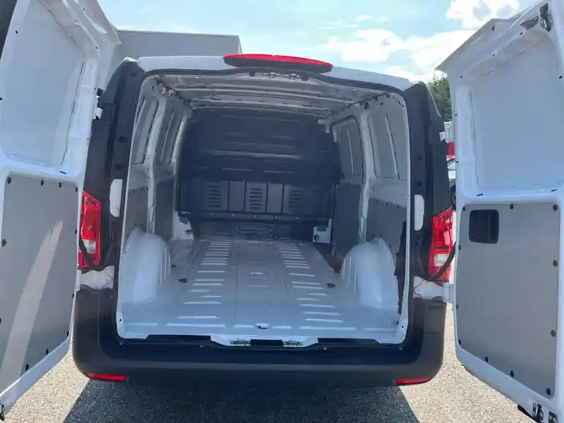 Photo Mercedes Vito E 112 Fourgon Long