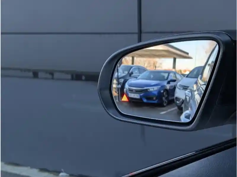 Photo Mercedes Glb 220 D 4matic