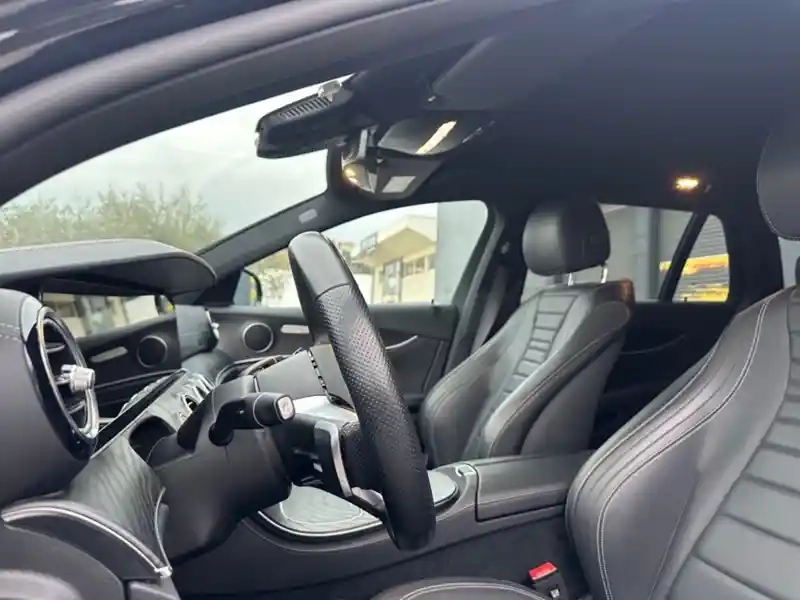 Photo Mercedes Cla Classe E 300 De Amg Line Break