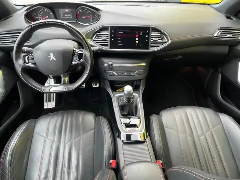 Photo Peugeot 308 Gt Line 1.5 130 Ch