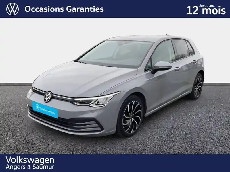 Photo Volkswagen Golf Life 1st