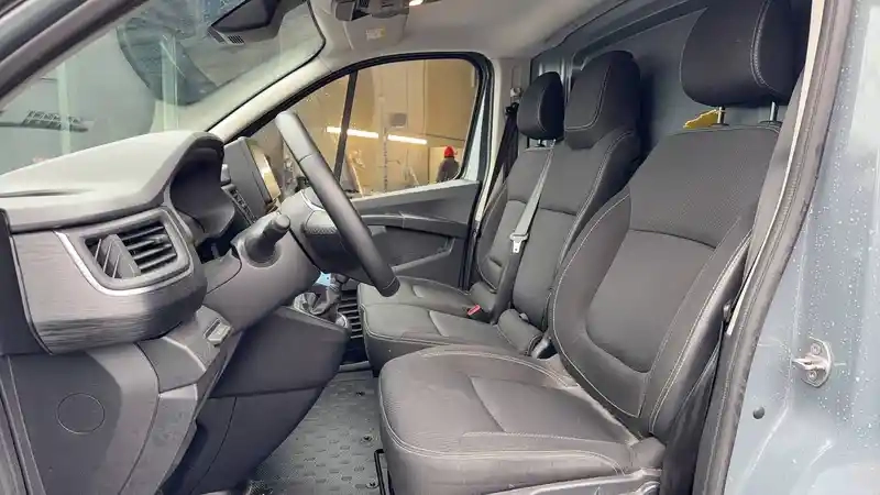 Photo Nissan Primastar N-connecta