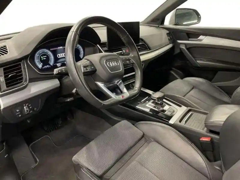 Photo Audi Q5 50 Tfsie 299 S Tronic 7 Quattro S Line