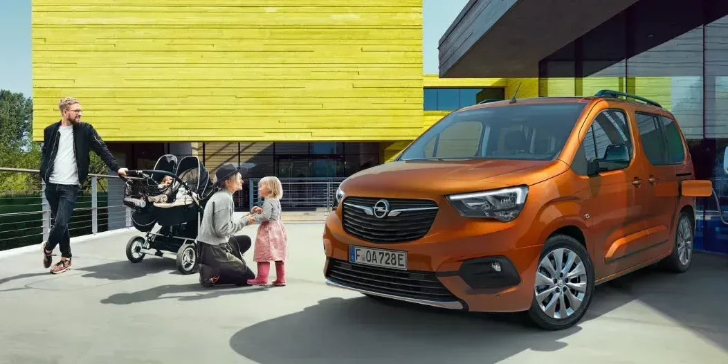 Opel-Combo-e-Life-7-places