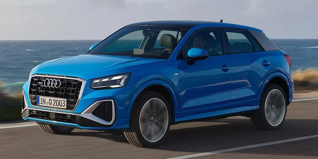 001_Audi-Q2_0