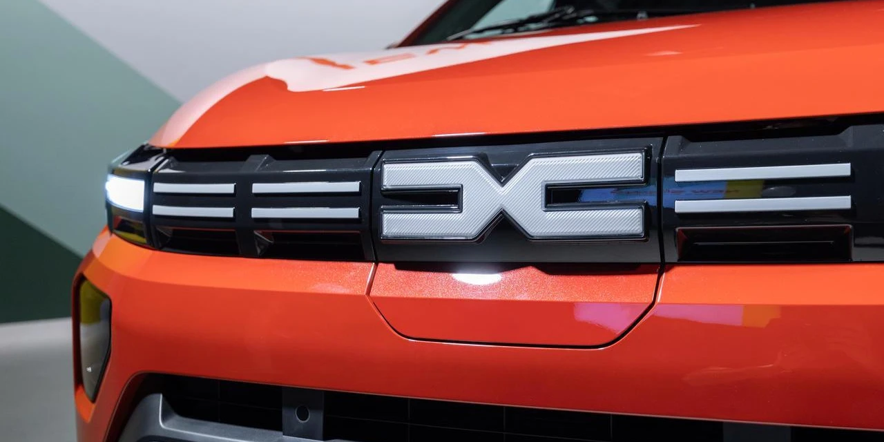 dacia-spring-calandre-avant