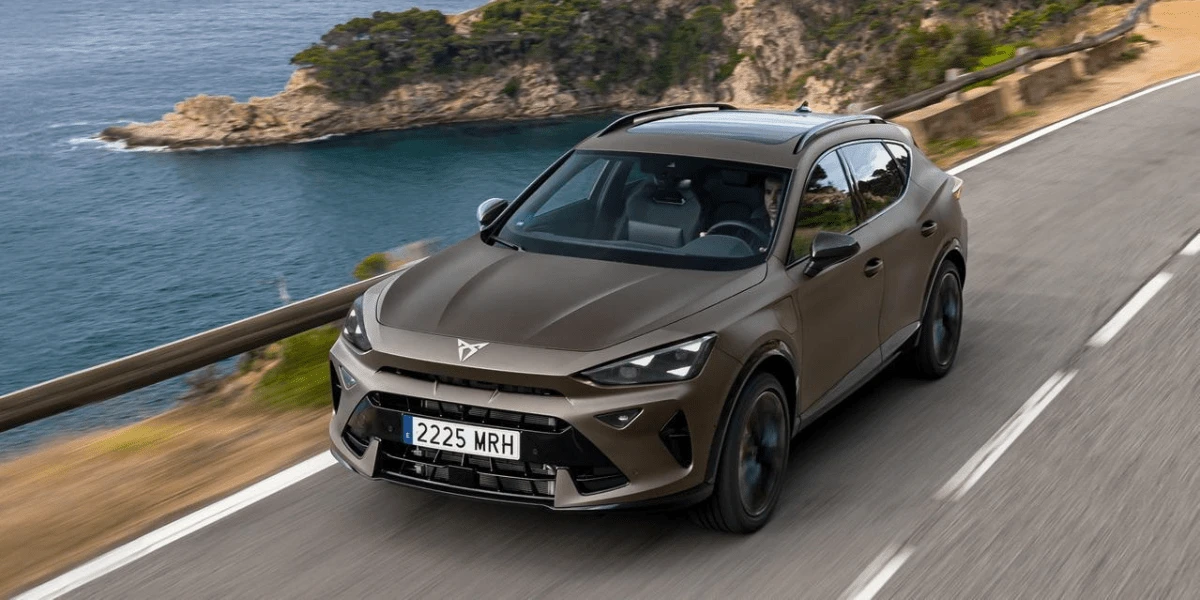 voitures-Formentor-VZ-Extreme-1.5-eHybrid-272-ch-DSG6