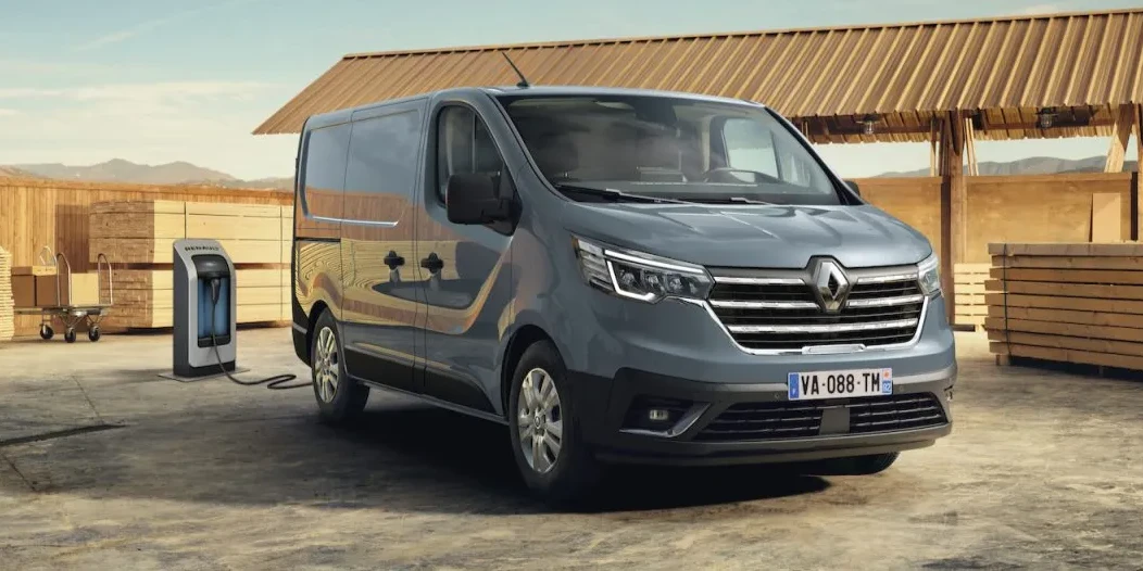 Renault-Trafic-2023