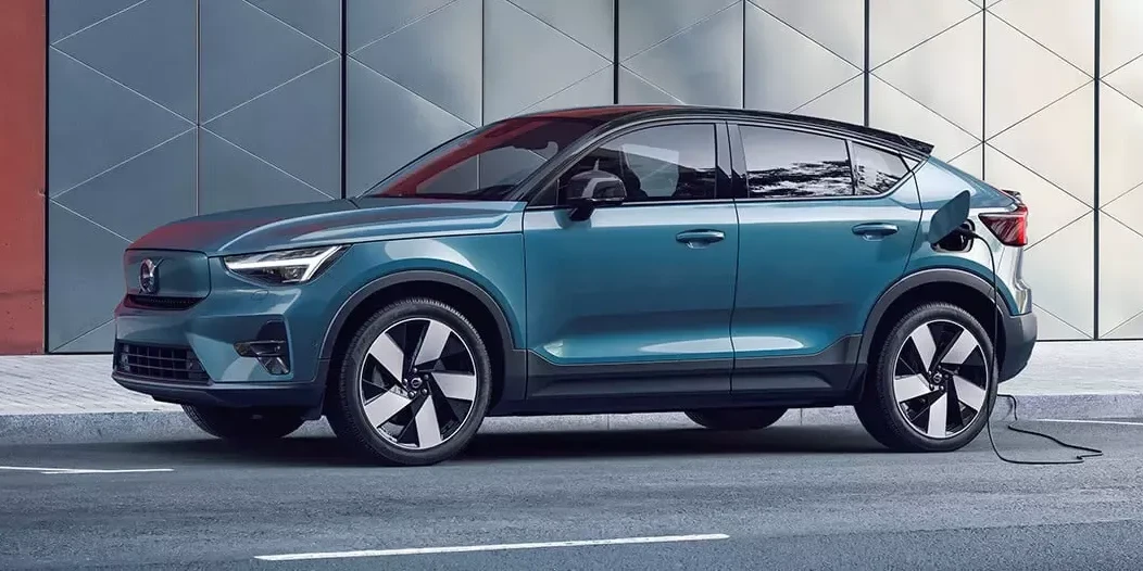 volvo-c40-recharge-coupe