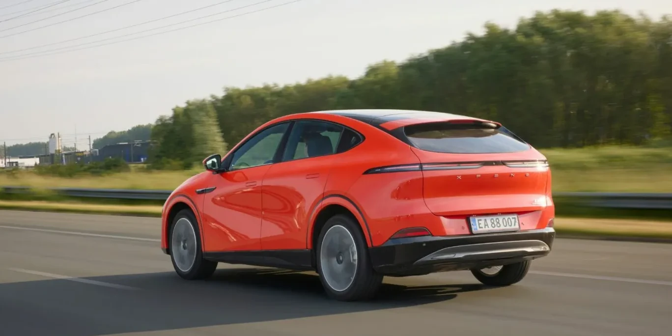 Xpeng-g6-arriere