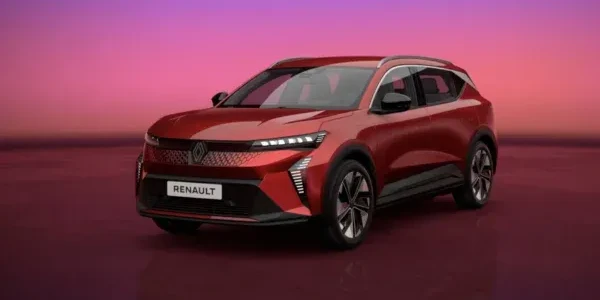 Renault-scenic-e-tech-face-avant