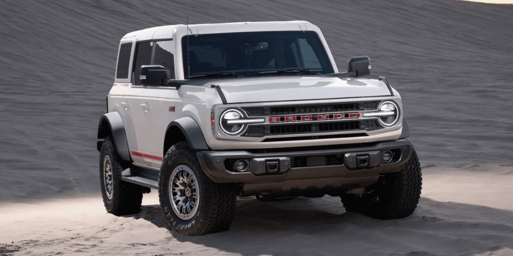 Ford-Bronco-4x4