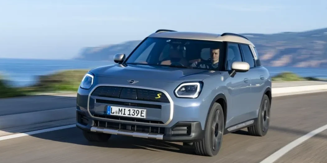 8.-Mini-Countryman-Electrique