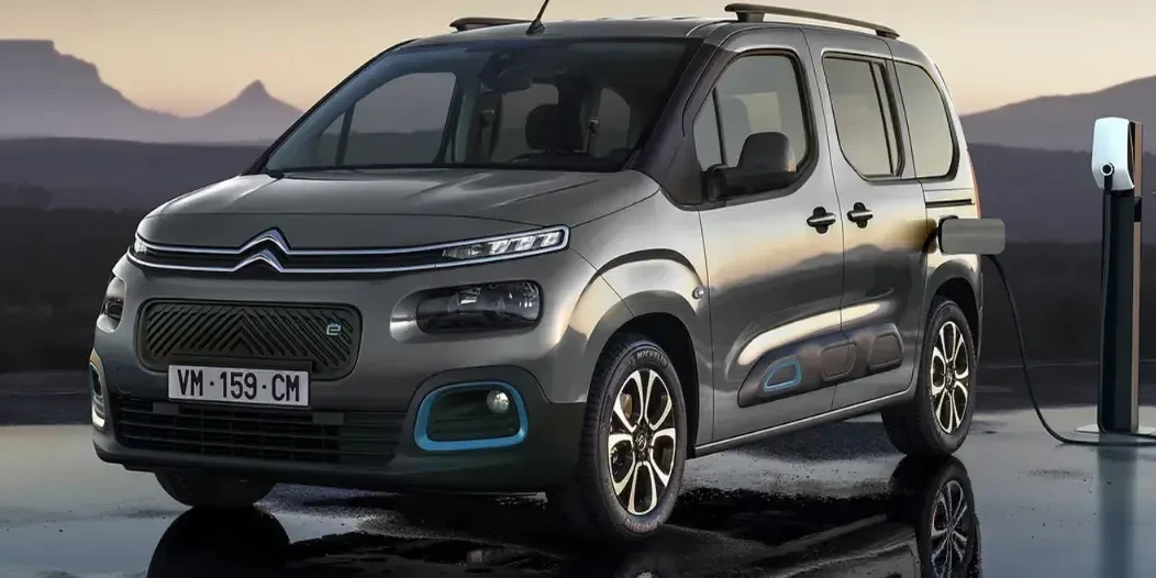 Citroen-e-Berlingo-7-places