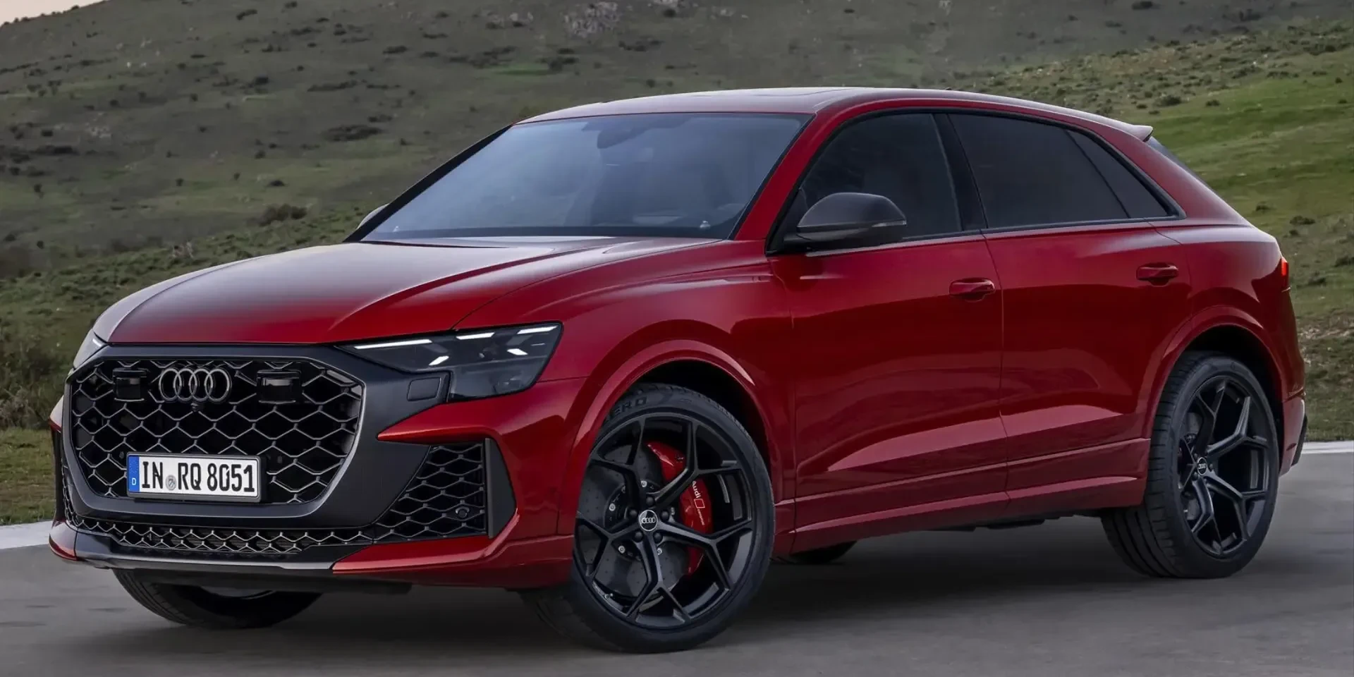 7.-Audi-RS-Q8-Performance
