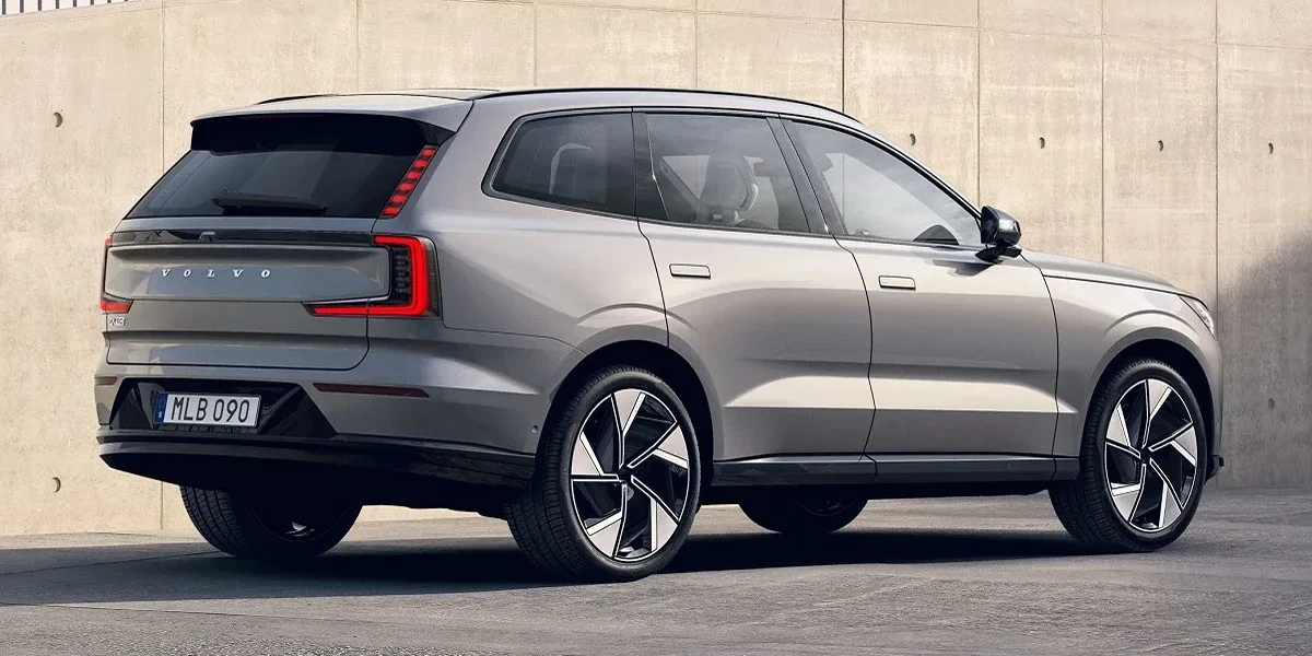 Volvo EX90 arriere vivacar