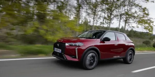 Citroen-DS3-eTense-face-avant