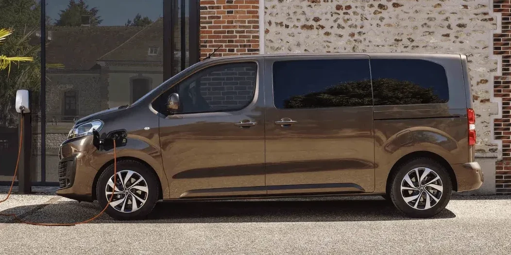 Citroen-Spacetourer-M-electric-9-places