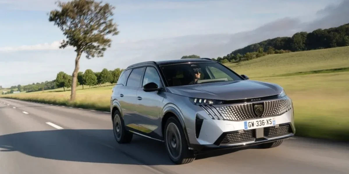 Peugeot-5008-7-places-abordables