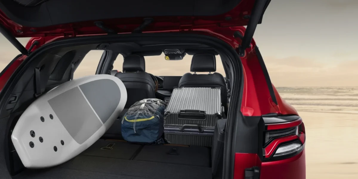 byd-tang-volume-coffre