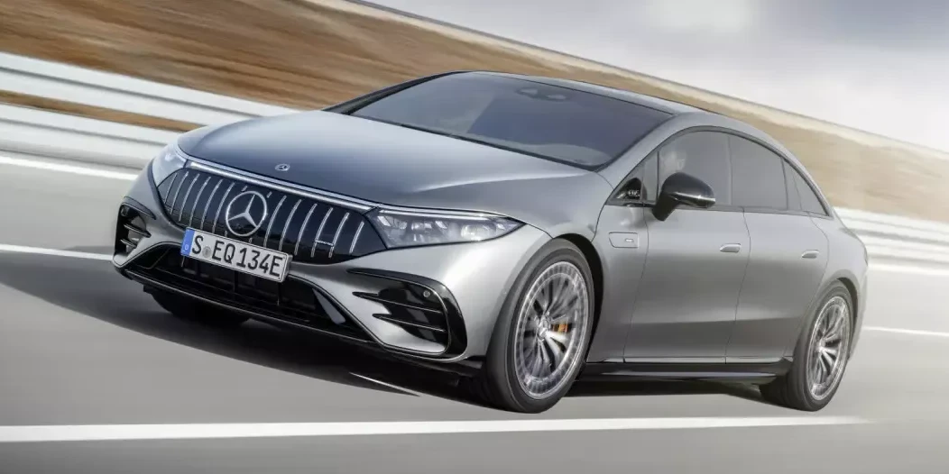 Mercedes-EQS-53-AMG