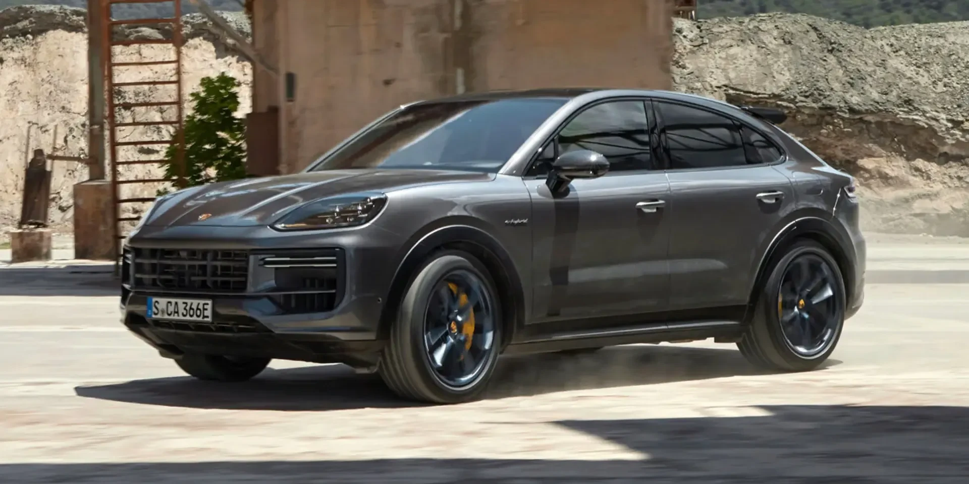 1.-Porsche-Cayenne-Turbo-E-Hybrid