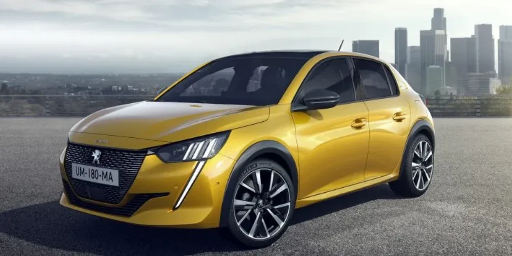 Peugeot-208