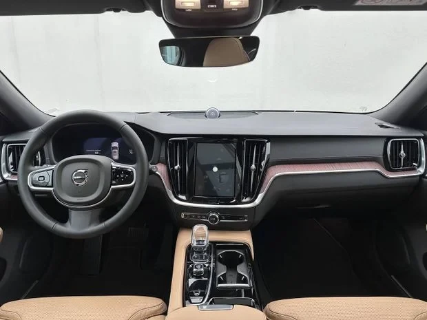 tabelau-de-bord-volvo-v60